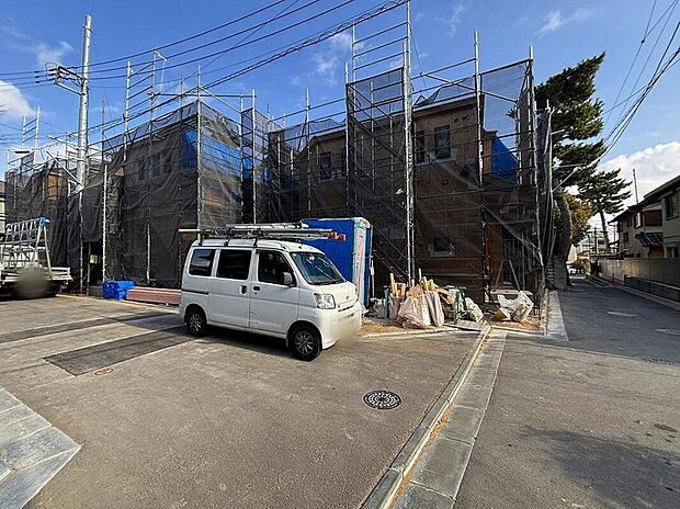 【現地外観写真】休日にご家族揃ってご見学はいかがでしょうか♪実際の現地を見てみると図面などではわからない、新たな発見もありますのでまずはお気軽にお問い合わせください♪