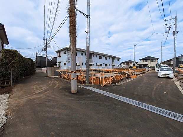 【現地外観写真】平日・お仕事帰りなど、いつでもご案内致します！お気軽にお問い合わせ下さい♪