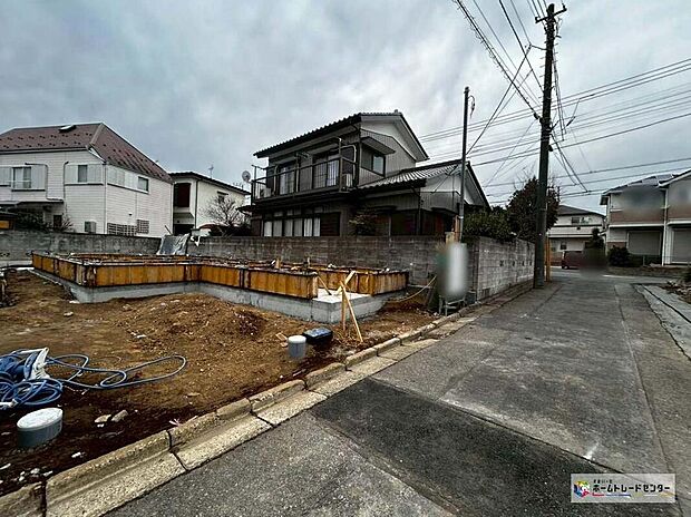 【前面道路含む現地写真】平日・お仕事帰りなど、いつでも現地ご案内致します!
お気軽にお問い合わせ下さい♪
