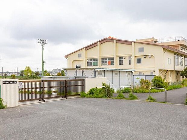 市川市立東国分中学校（約1,000m）