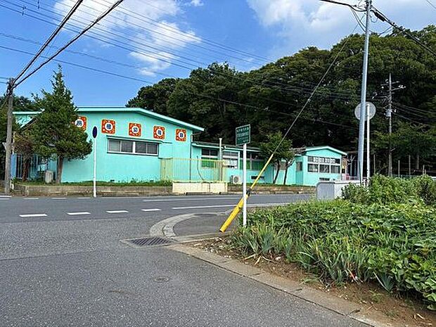 栴檀幼稚園（約675m）