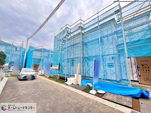 【現地外観写真】耐震に優れた工法を採用、一生住む家だから構造にも環境にもこだわりを。この街で・この家で暮らしたいと思わせる理由を是非現地でお確かめ下さい!