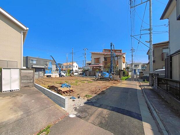 【現地写真】【3号棟】
資料送付・ご見学即対応!平日・お仕事帰りなど、いつでもご案内致します!ご不明点等、スタッフがしっかりと説明させていただきます♪※イメージ画像は実際とは異なる場合があります。