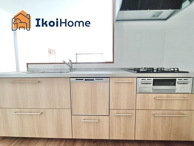 【キッチン】【ホームページに現地動画掲載中】●年中無休:当日予約可●三口コンロには火口にSIセンサーを搭載!