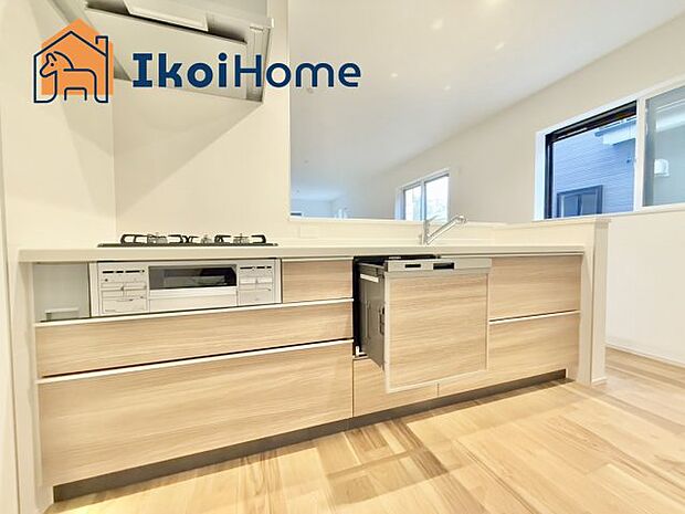 【食器洗浄乾燥機】食洗機があることで食事後の面倒な作業も楽ちんになります。