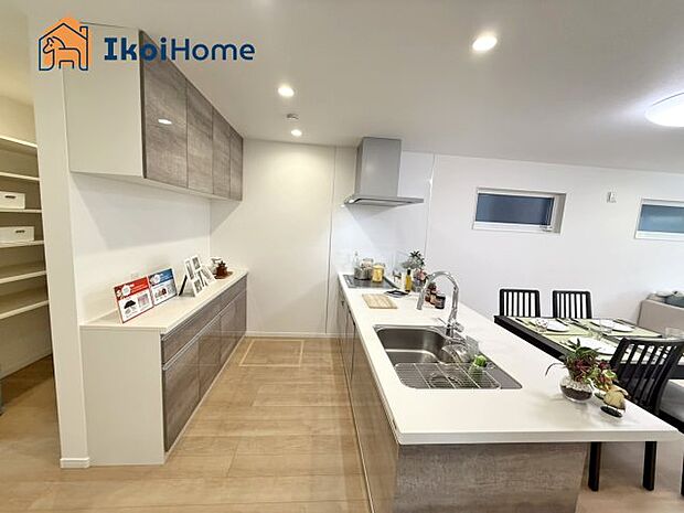 【キッチン】【ホームページに現地動画掲載中】●年中無休:当日予約可●家事の時短に欠かせない食器洗浄乾燥機も完備!