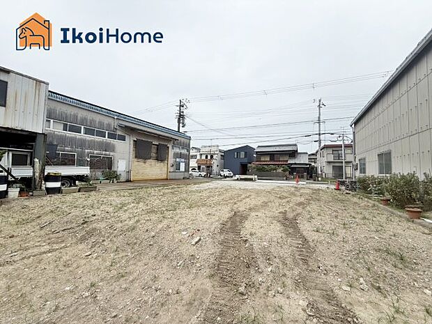 【外観】～ご見学に関して～平日や夜間でもご案内可能。決まったお時間で身動きが取れない方も臨機応変に対応します