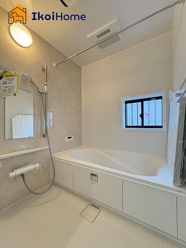 【風呂】【ホームページに現地動画掲載中】●年中無休:当日予約可●小窓ございますので通気・換気良好です。