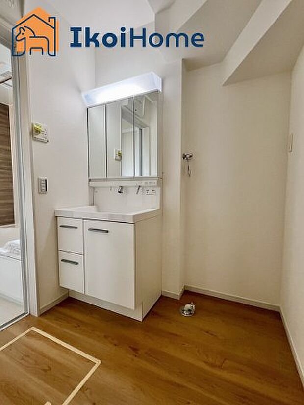 【洗面】【ホームページに現地動画掲載中】●年中無休：当日予約可●追加で収納棚等を付けると大変便利です。