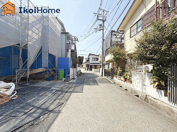 【外観】●年中無休：当日予約可●前面道路幅員約4.4ｍ、交通量少なめ、閑静な住宅街です。子育て環境も良好♪