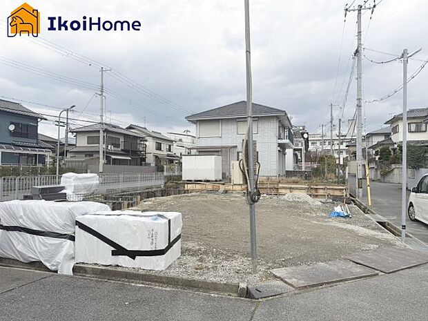 【外観】●年中無休:見学時間9:00~20:00・当日予約可●駐車場は2台になります。普通車2台可能です。