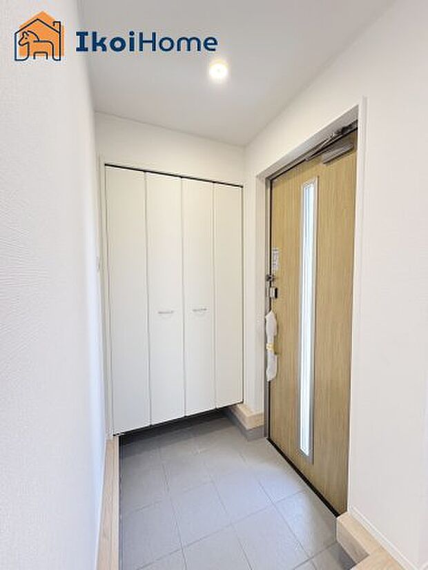 【シューズインボックス】収納できる場所が多く家族が多い方、靴を集めることが好きな方、たくさん収納できます