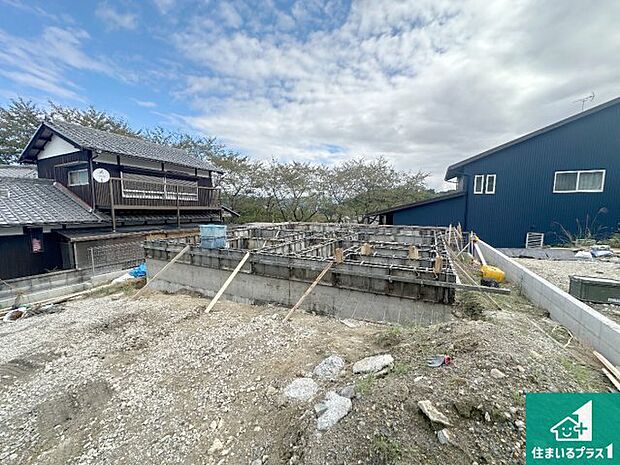 現在建築中!落ち着いた街並みで新生活を始めることが出来そう!周辺の物件も併せてご紹介させて頂きます!