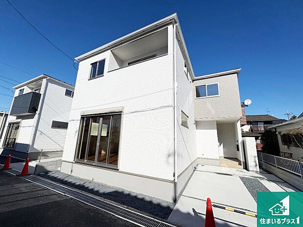 安心の10年保証！外観を美しく保ち、雨水で汚れを落とします！気になることがありましたら、お気軽にお問い合わせください！