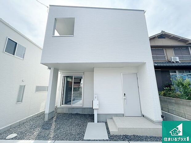 安心の10年保証！外観を美しく保ち、雨水で汚れを落とします！気になることがありましたら、お気軽にお問い合わせください！