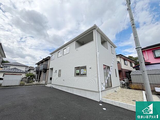 【外観】安心の10年保証!外観を美しく保ち、雨水で汚れを落とします!気になることがありましたら、お気軽にお問い合わせください!