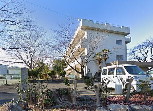 いなべ市立丹生川小学校