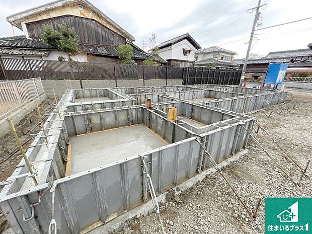 【外観】現在建築中！落ち着いた街並みで新生活を始めることが出来そう！周辺の物件も併せてご紹介させて頂きます！
