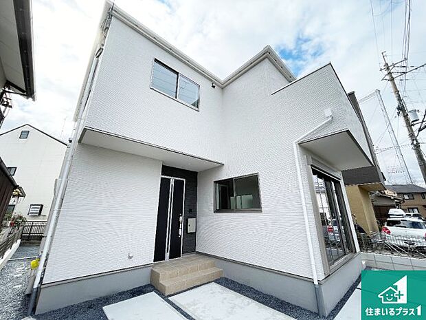 【外観】安心の10年保証！外観を美しく保ち、雨水で汚れを落とします！気になることがありましたら、お気軽にお問い合わせください！