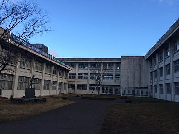 彦根市立中央中学校