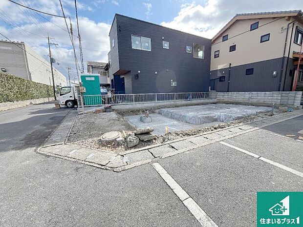 【外観】現在建築中!落ち着いた街並みで新生活を始めることが出来そう!周辺の物件も併せてご紹介させて頂きます!