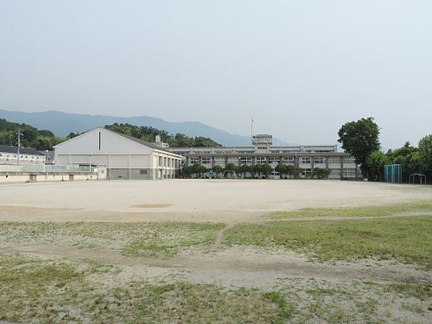 和邇小学校