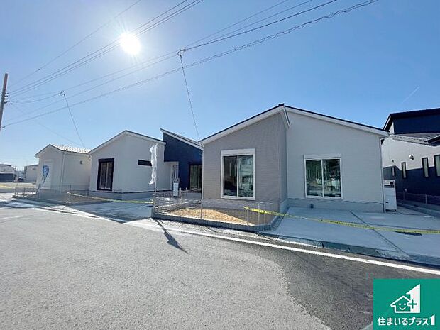 【外観】安心の10年保証!外観を美しく保ち、雨水で汚れを落とします!気になることがありましたら、お気軽にお問い合わせください!