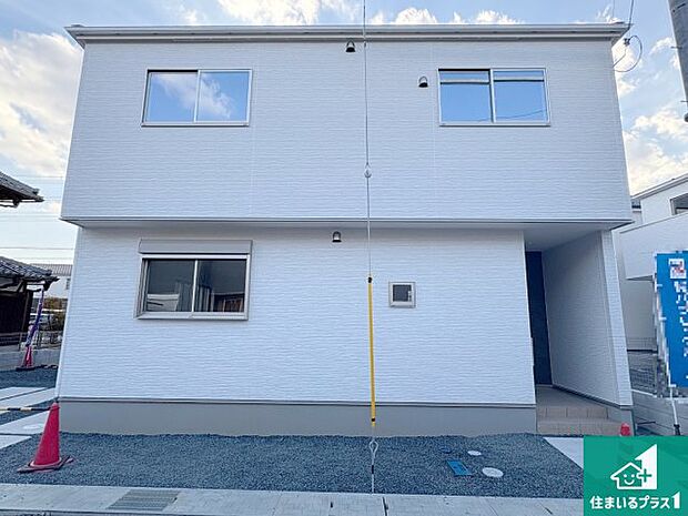 【外観】安心の10年保証！外観を美しく保ち、雨水で汚れを落とします！気になることがありましたら、お気軽にお問い合わせください！