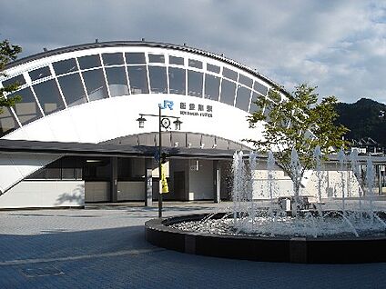 ＪＲ東海道本線　能登川駅 徒歩1100m