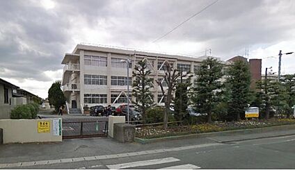 栗東市立栗東中学校 徒歩1000m
