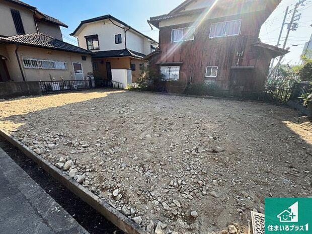【外観】周辺は落ち着いた街並みの住宅地！子育てがしやすい住環境です！まだ未完成ですが、現地でしかわからない事もございます。是非一度ご覧ください。