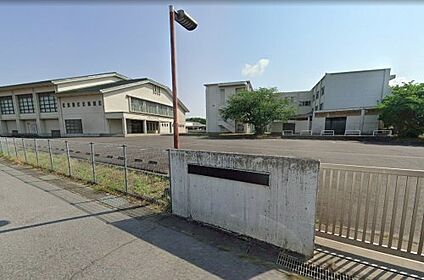 東近江市立朝桜中学校 徒歩450m