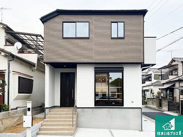 安心の10年保証！外観を美しく保ち、雨水で汚れを落とします！気になることがありましたら、お気軽にお問い合わせください！