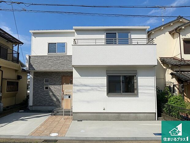 安心の10年保証!外観を美しく保ち、雨水で汚れを落とします!気になることがありましたら、お気軽にお問い合わせください!