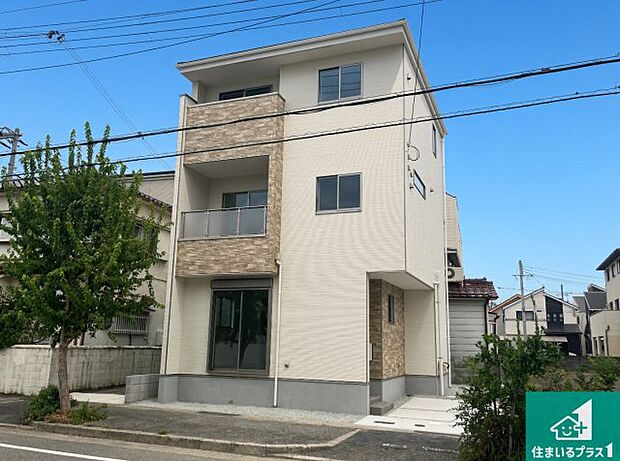 安心の10年保証!外観を美しく保ち、雨水で汚れを落とします!気になることがありましたら、お気軽にお問い合わせください!