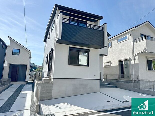 【外観】安心の10年保証!外観を美しく保ち、雨水で汚れを落とします!気になることがありましたら、お気軽にお問い合わせください!