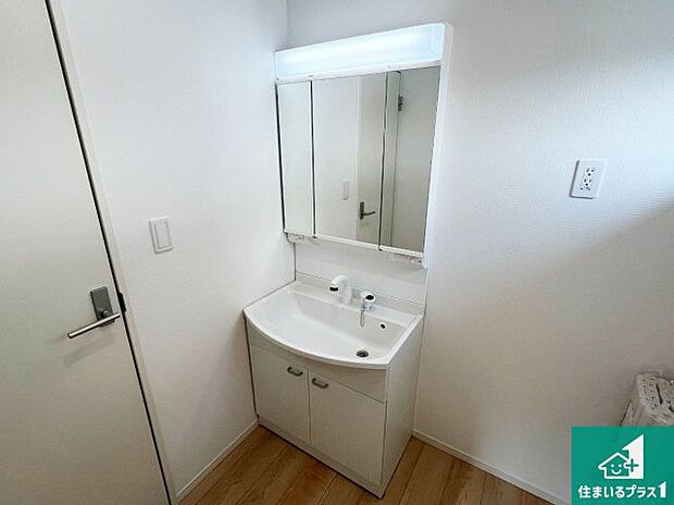 【外観】現在建築中!落ち着いた街並みで新生活を始めることが出来そう!周辺の物件も併せてご紹介させて頂きます!