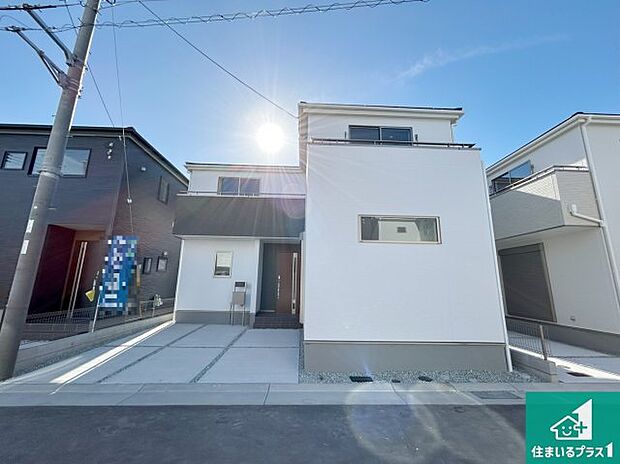 【外観】安心の10年保証!外観を美しく保ち、雨水で汚れを落とします!気になることがありましたら、お気軽にお問い合わせください!