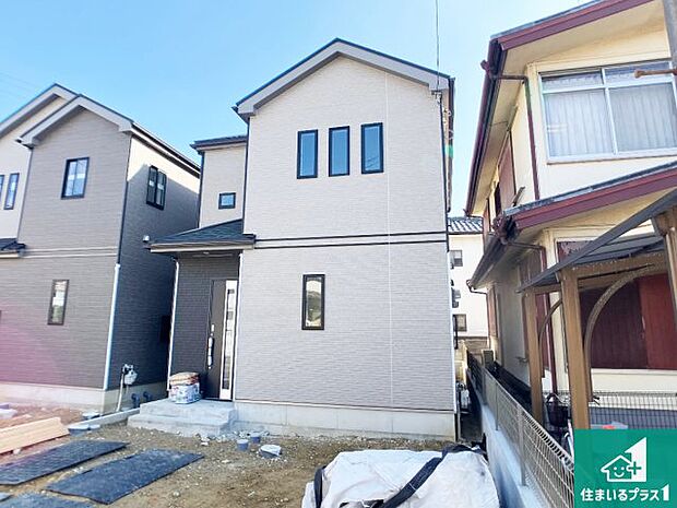 【外観】安心の10年保証!外観を美しく保ち、雨水で汚れを落とします!気になることがありましたら、お気軽にお問い合わせください!