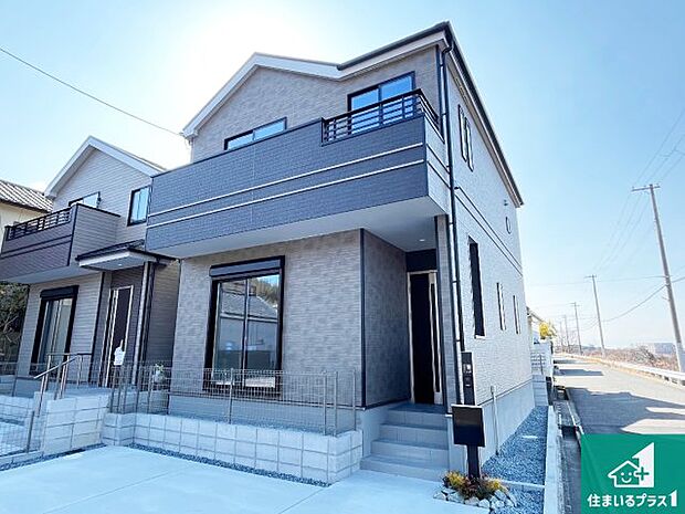 【外観】安心の10年保証！外観を美しく保ち、雨水で汚れを落とします！気になることがありましたら、お気軽にお問い合わせください！