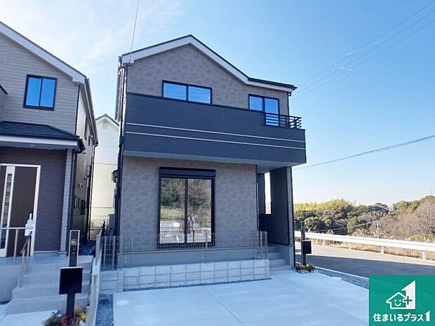 【外観】周辺は落ち着いた街並みの住宅地！子育てがしやすい住環境です！気になることがありましたら、お気軽にお問い合わせください！