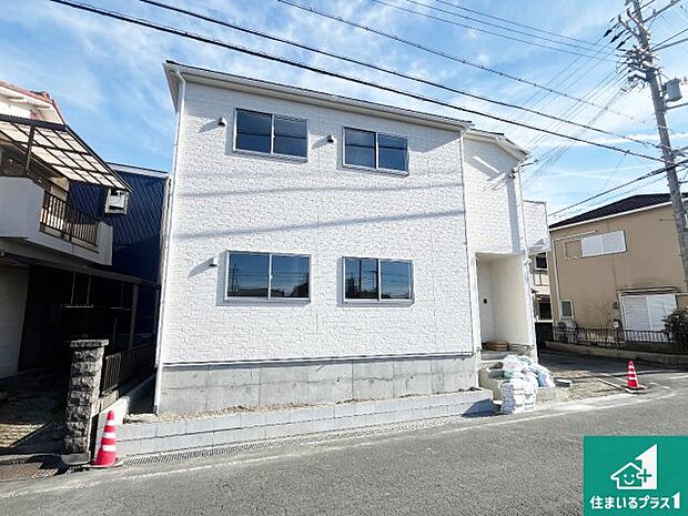 【外観】安心の10年保証！外観を美しく保ち、雨水で汚れを落とします！気になることがありましたら、お気軽にお問い合わせください！