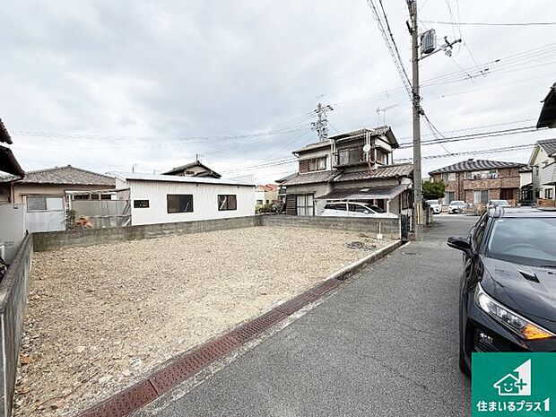 【外観】周辺は落ち着いた街並みの住宅地！子育てがしやすい住環境です！まだ未完成ですが、現地でしかわからない事もございます。是非一度ご覧ください。