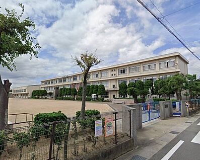 姫路市立広畑第二小学校 徒歩1300m