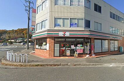 セブンイレブン 神戸田尾寺駅前店 徒歩960m