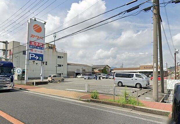 カワベ太子店