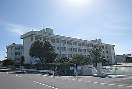 明石市立林小学校 徒歩700m