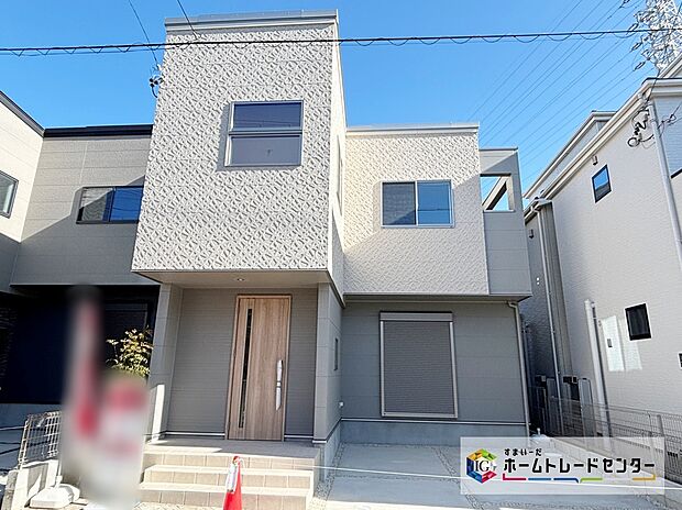 堂々完成いたしました！ぜひ現地にて、実際の建物・街並み・日当たり等ご確認下さい♪お気軽にお問い合わせください☆