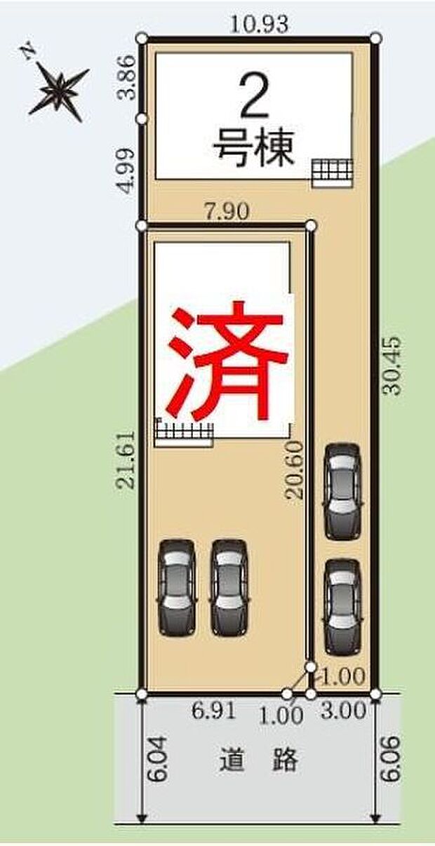 前面道路幅員6m以上で駐車が苦手な方もゆとりをもって車の出し入れができます♪