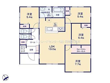 子育て中にも老後も生活しやすい平屋建て☆対面式キッチンからはリビングで過ごす家族の様子がわかり安心です◎洋室も４部屋あるので家族のプライバシーも大切にできます♪ 